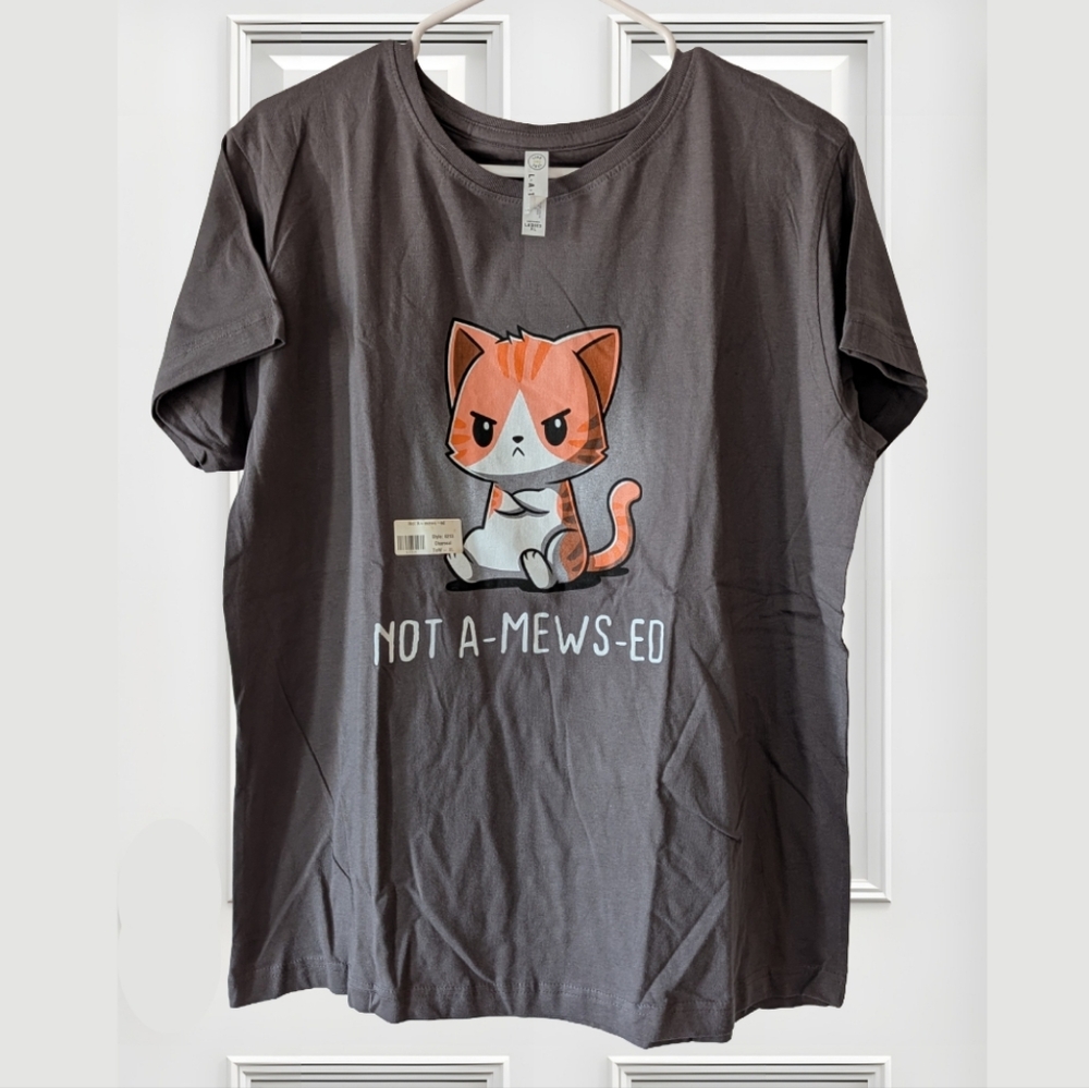 TeeTurtle NWT Soft Cotton Graphic Tee – “Not A-Mews-ed” Cat – Women’s XL